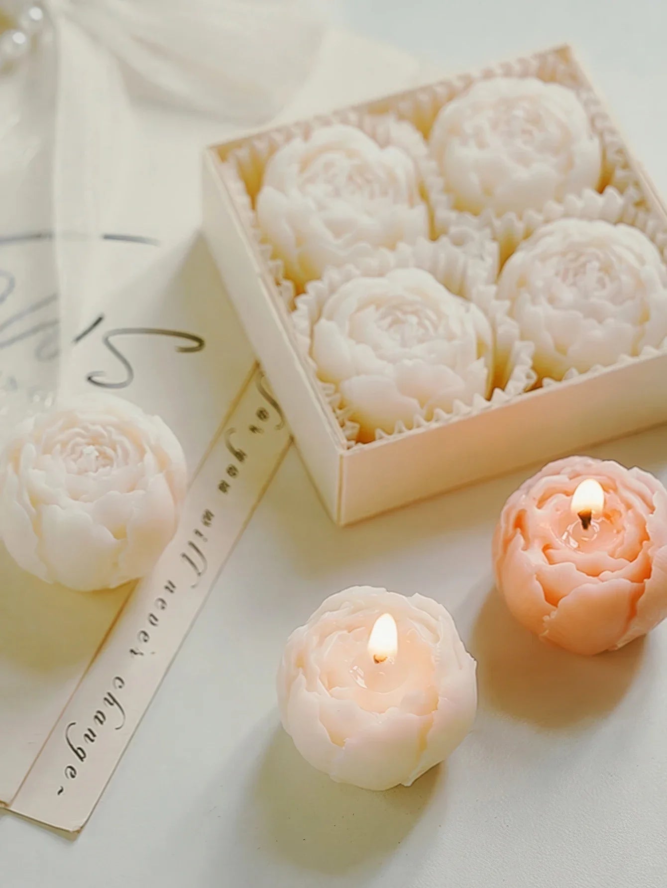 Rose Flower Shaped  Smokeless Soy Wax Candle Set of 4 Gift Box,