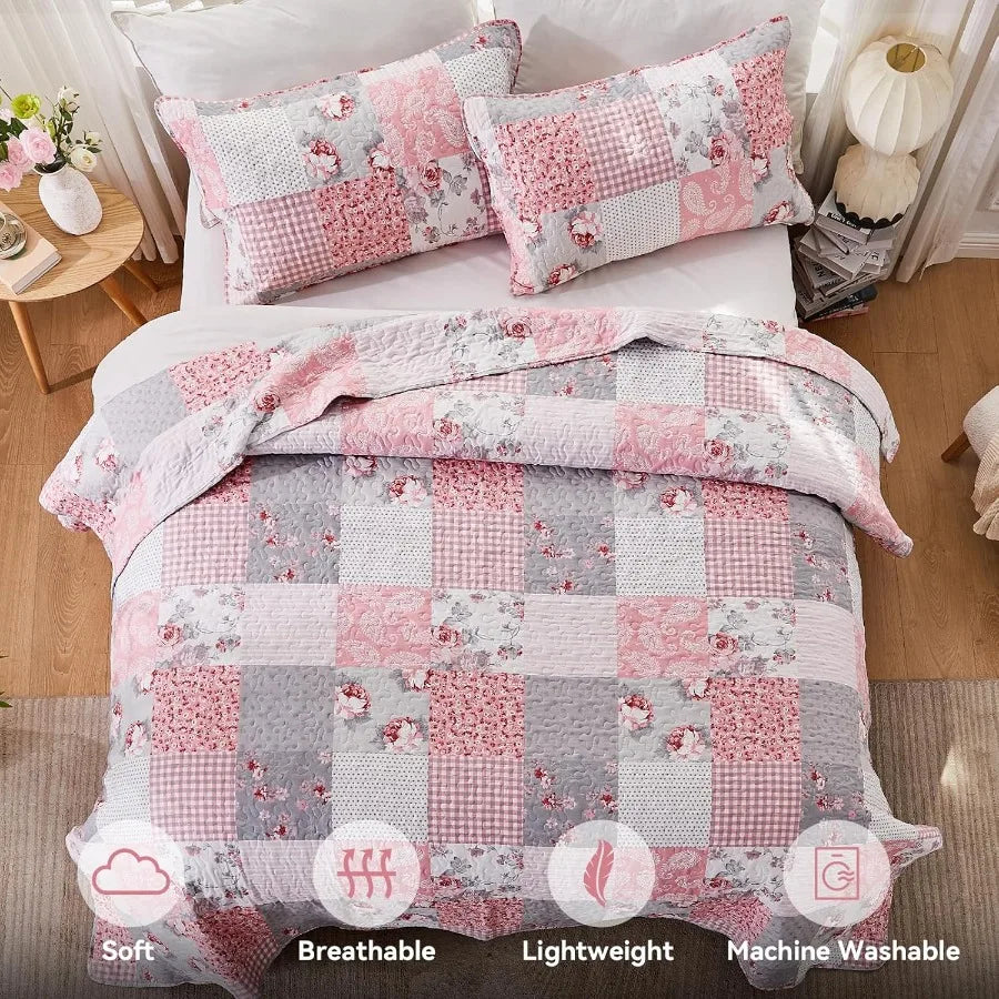 Pink Full Queen Size Quilt Set with Floral Plaid Patchwork Design in Grey Grid Pattern
