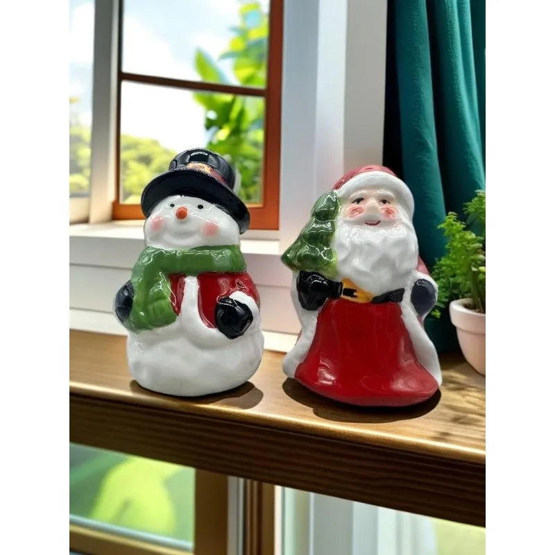 2PCS Christmas  Salt and Pepper Shakers